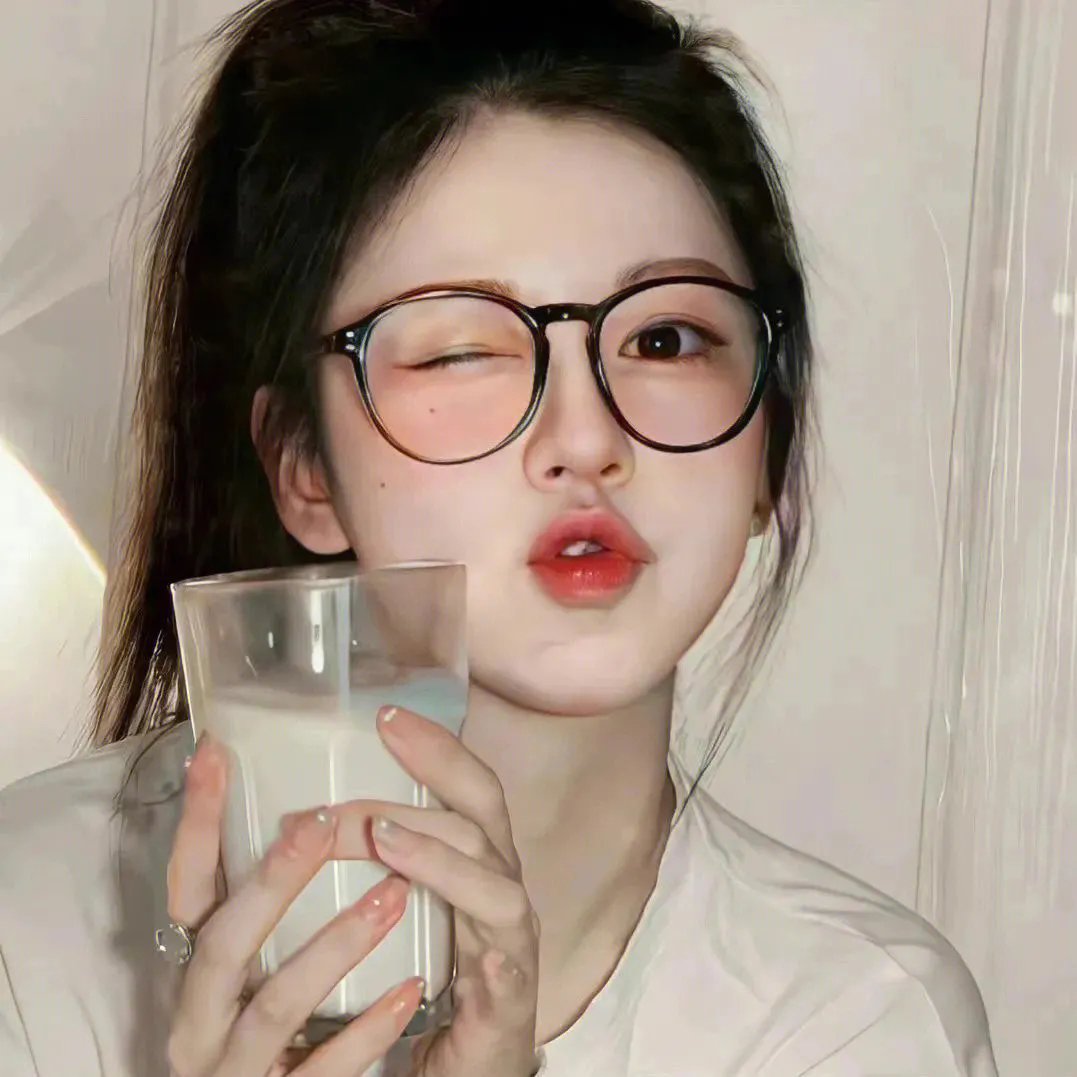一见你就笑